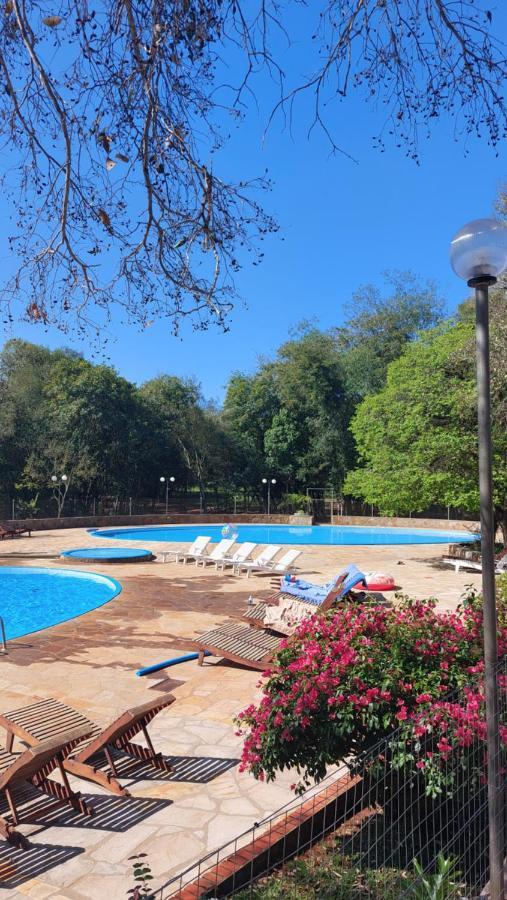 شقة Casa De Huespedes Mariposa En Manantial Countryclub Hohenau المظهر الخارجي الصورة
